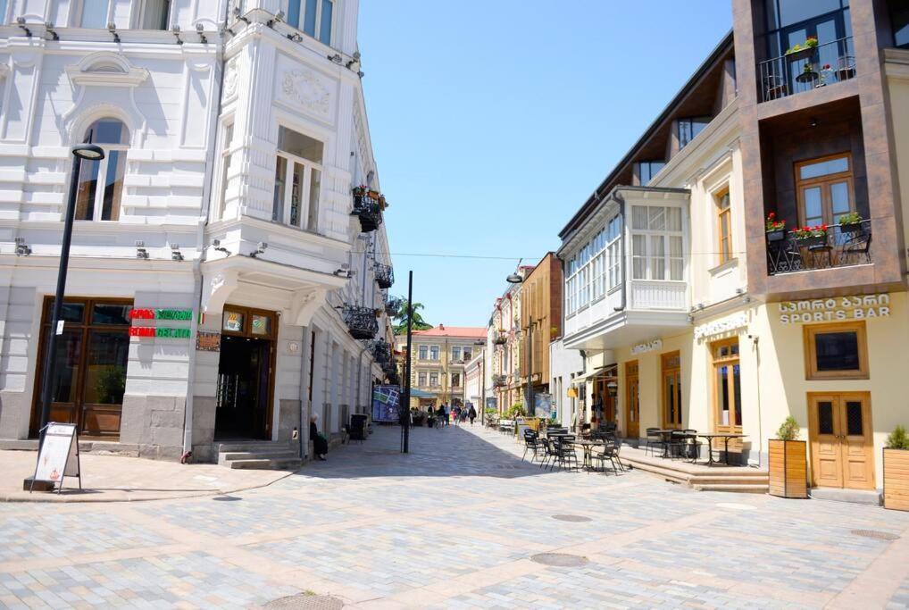Your Cozy Place Tbilisi Luaran gambar